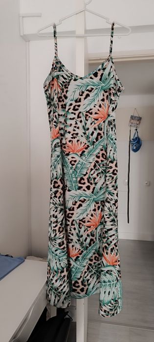 Vestido comprido de verão estampado tamanho S. Usado