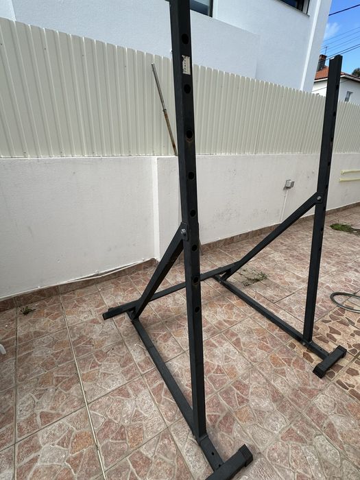 Rack domyos para barra com apoios.