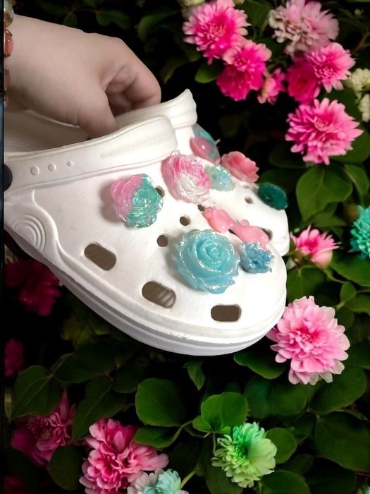 10 sztuk przypinek do butów typu Crocs Różowo Miętowe Słodziaki