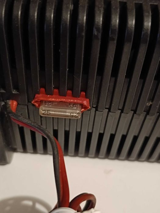 Carregador de Bateria 12V Turbo 8