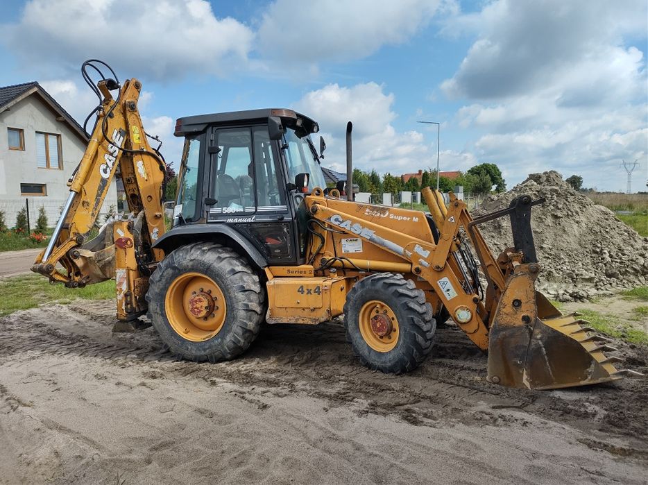 Usługi koparko-ładowarką koparka ładowarka roboty ziemne