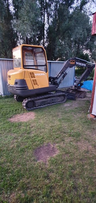 Uslugi koparką i lawetą