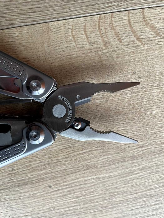 Multitool Daicamping DL301 (podobny do Leatherman Free P4)