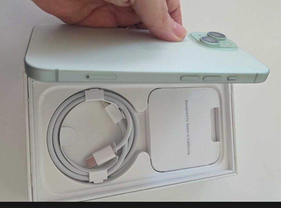 iPhone 15 128GB Verde | Fatura FNAC | Caixa + Cabo