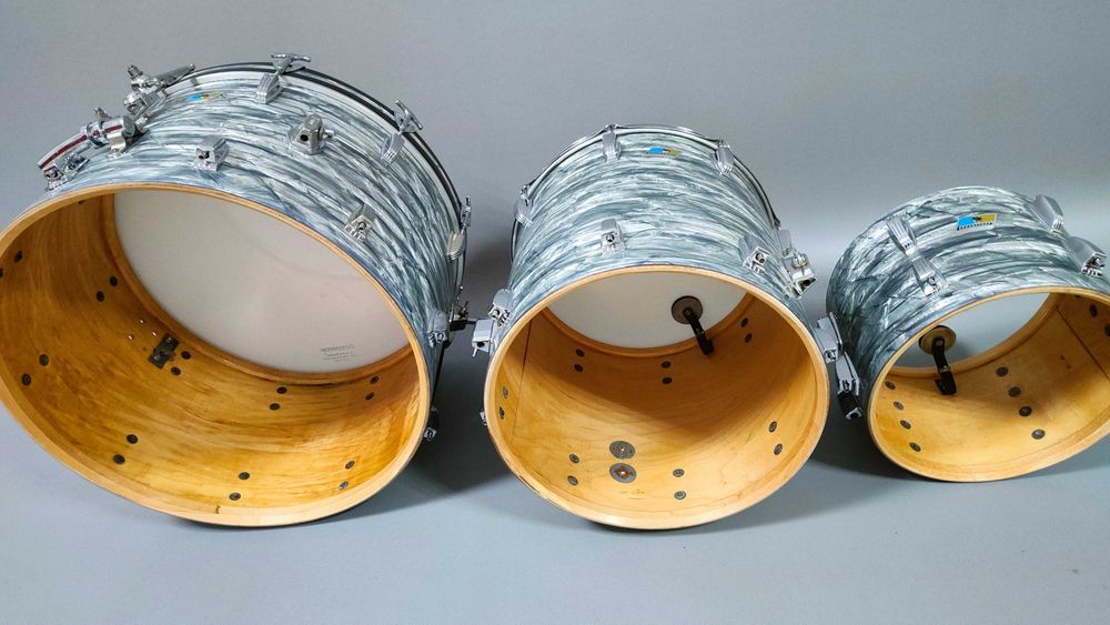 Ludwig Super Classic Maple USA vintage 70s–22/13/16 Sky Blue Pearl –Blue/Olive Badge