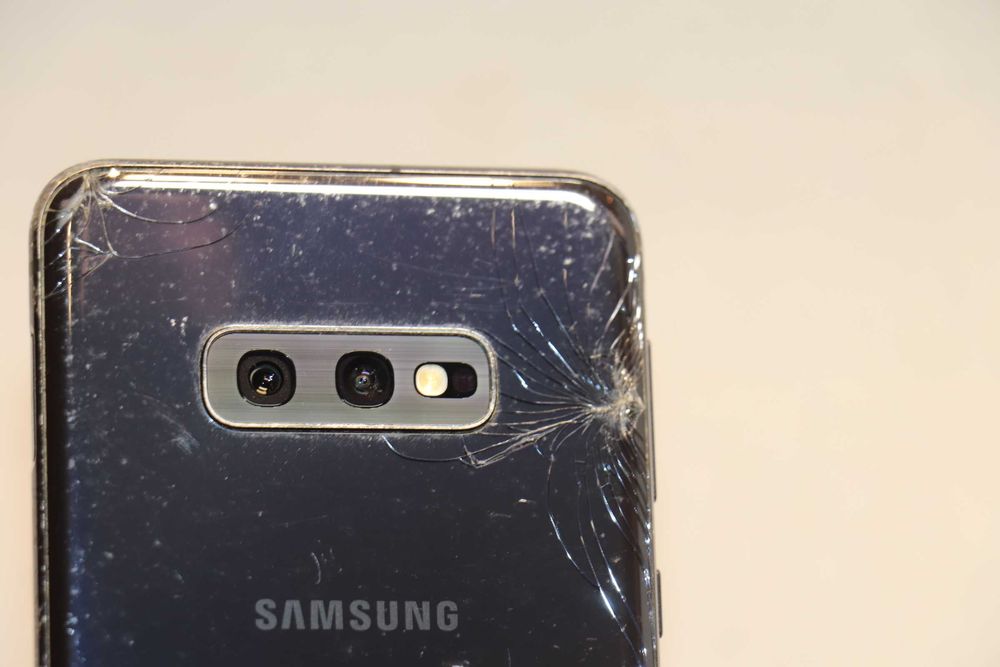 Samsung Galaxy S10e G970 DS 6/128GB Black!  Exynos