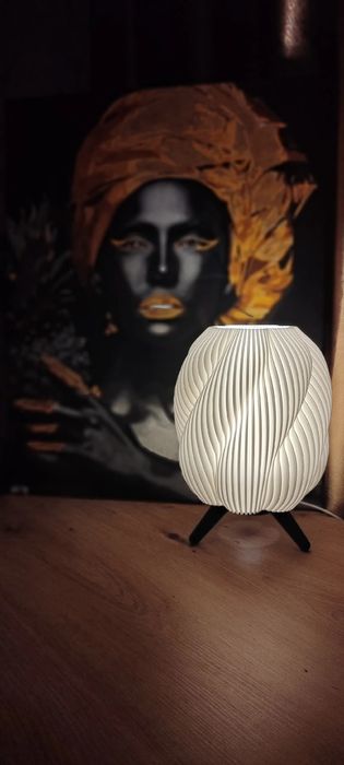 Настільна лампа/нічника/світлодіодна