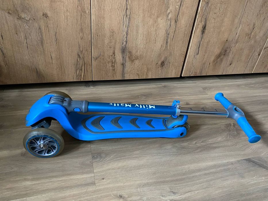 Trójkołowa Hulajnoga Boogie Scooter Milly Mally