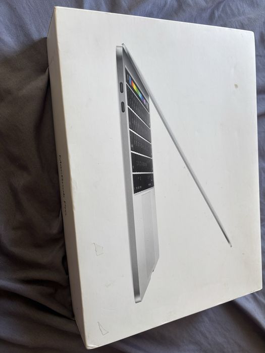 Macbook pro apple
