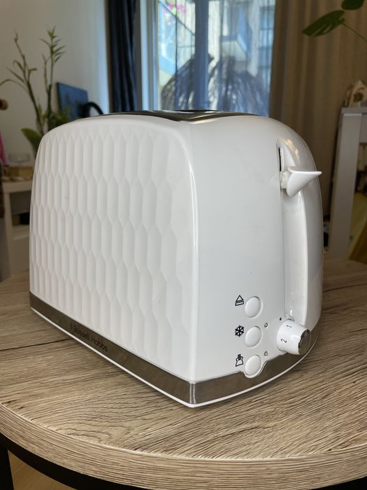 Toster Russell Hobbs Honeycomb, biały