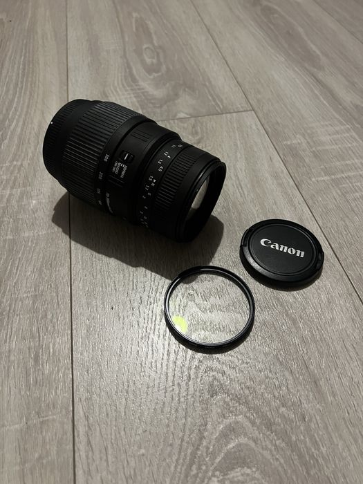 Об'єктив Sigma 70-300mm f/4-5.6 DG Macro (для Canon EF) + фільтр