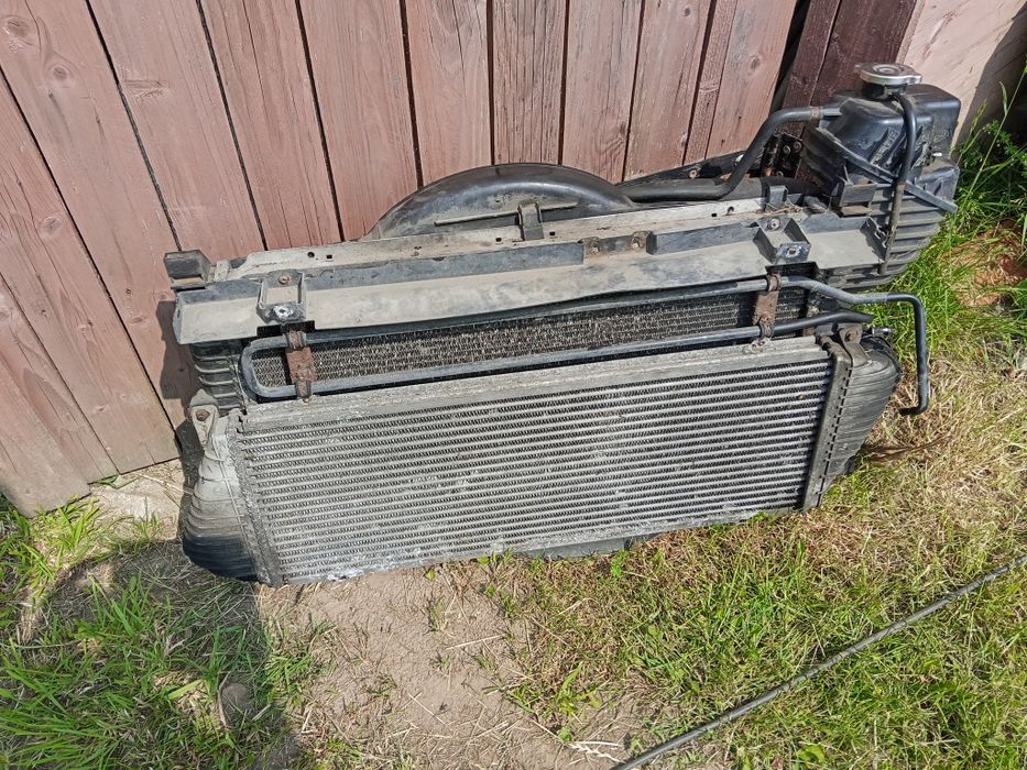 Kompletna chłodnica Mercedes sprinter 00-06