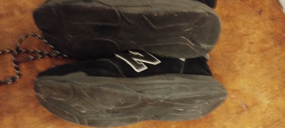 Кросівки  43 б/у