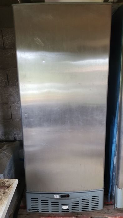 Arcas verticais industriais