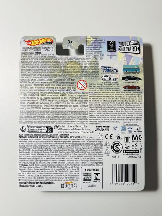 Hot Wheels Premium Volkswagen T1 Panel Bus Boulevard