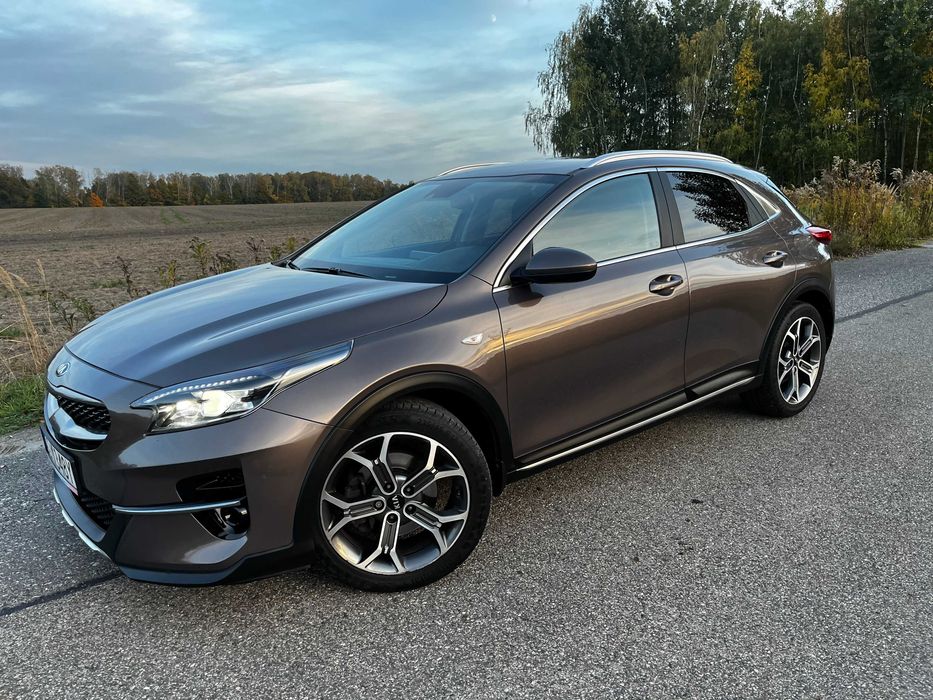 Samochód osobowy Kia XCEED
