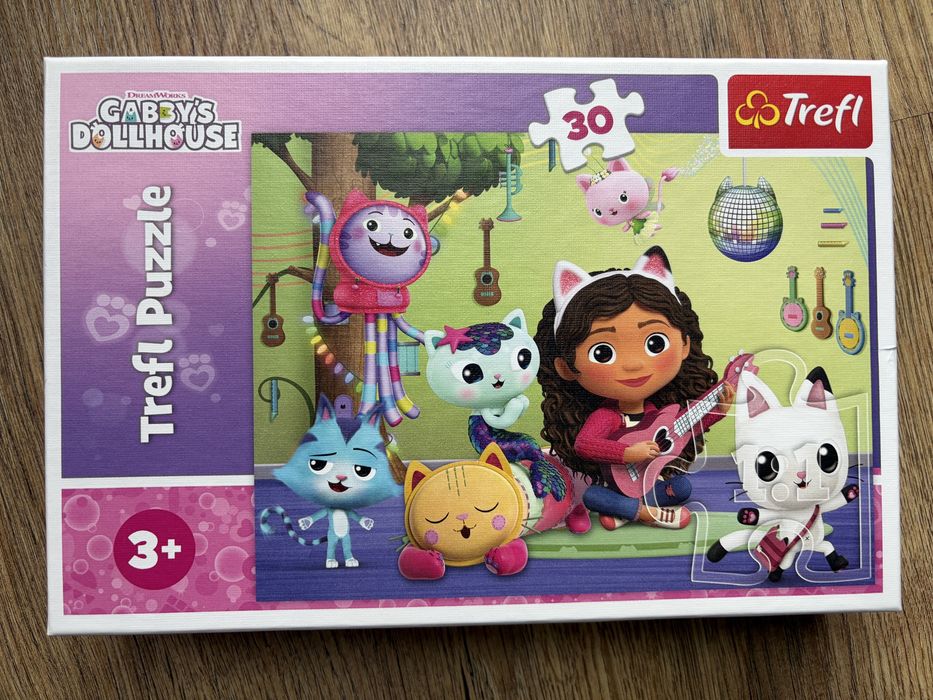 Puzzle Koci domek Gabi, Trefl 30 el, 3+, stan idealny