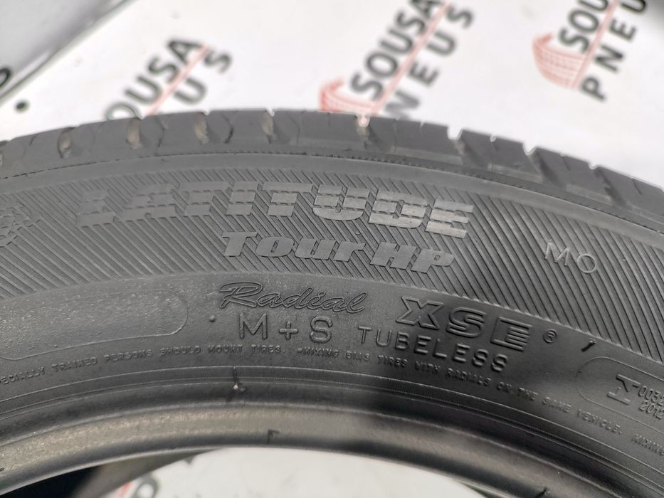 2 pneus semi novos 255-55R18 105H Michelin - Oferta dos Portes