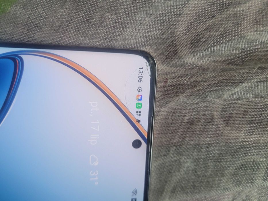 realme 12 pro + 5G 8g
