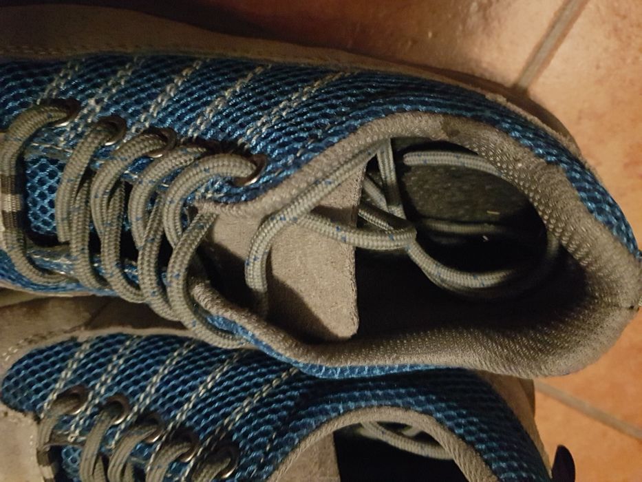 Buty 38 z ochroną na palce