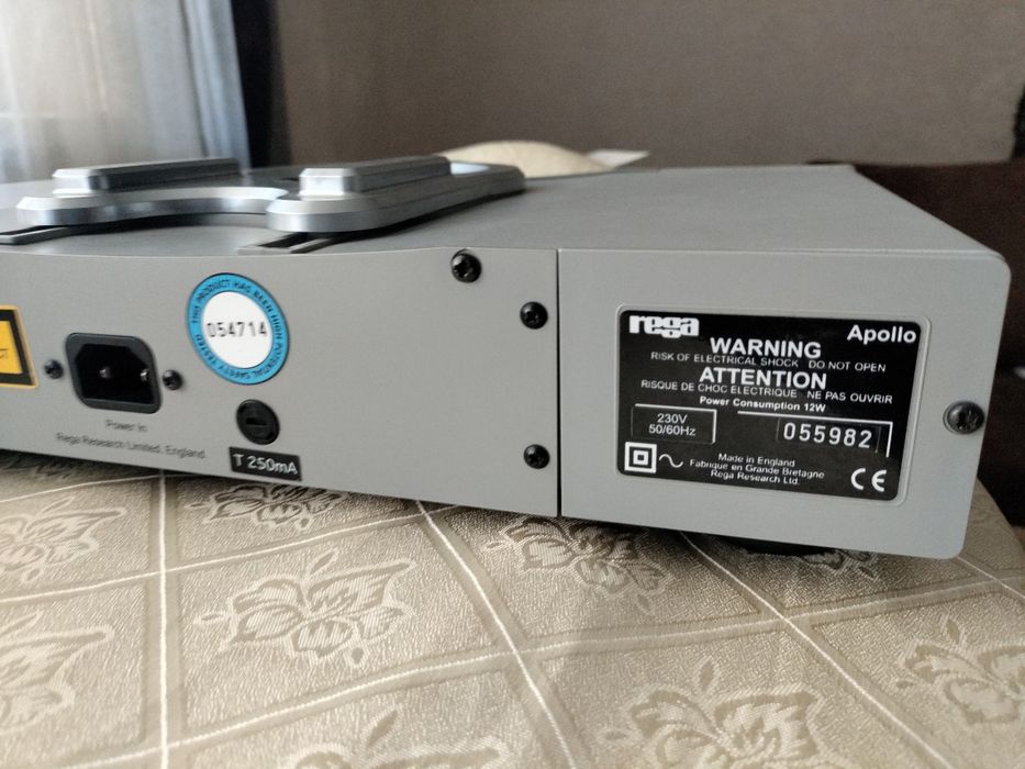 Rega Apollo CD проигрыватель