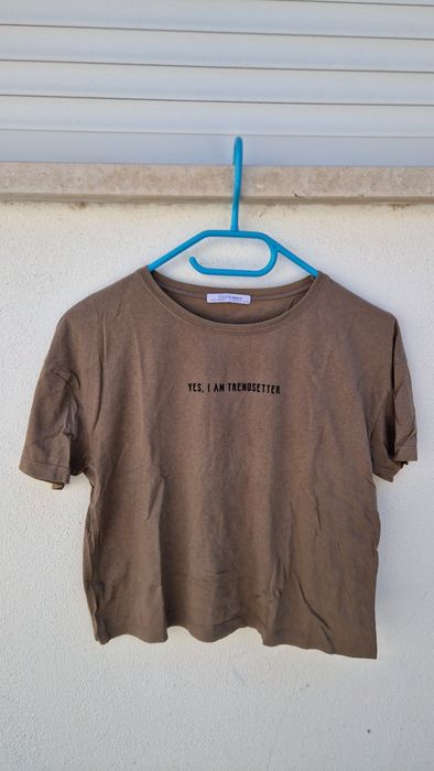 T-shirt verde caqui Zara