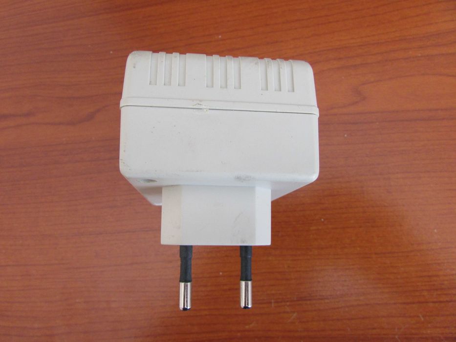 Wzmacniacz antenowy 2x15dB
