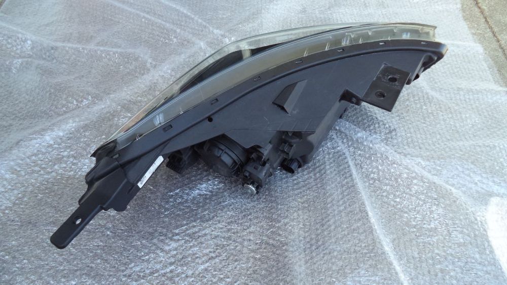 Farol esquerdo KIA RIO ano 2017 original e como novo