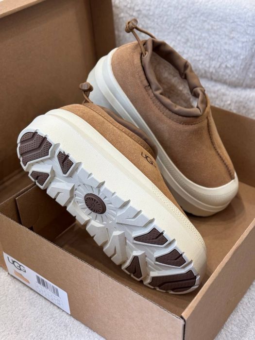 UGG Tasman Weather Hybrid розмір 36,37,40