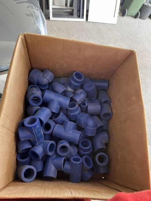 Uniões para canos em PVC