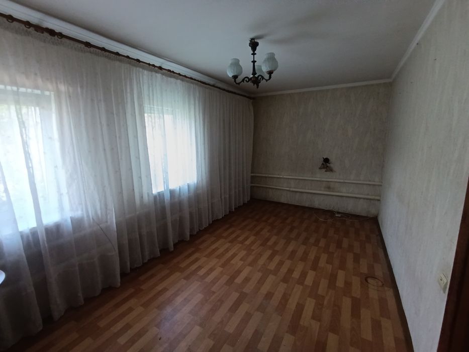 Продам будинок під реконструкцію 58000$
