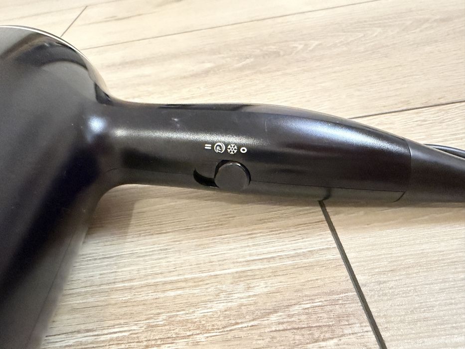 Фен Philips 1800W