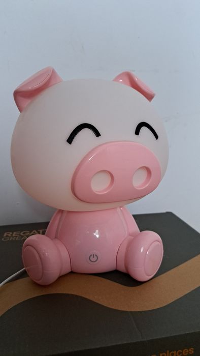 Lampka w kształcie świnki