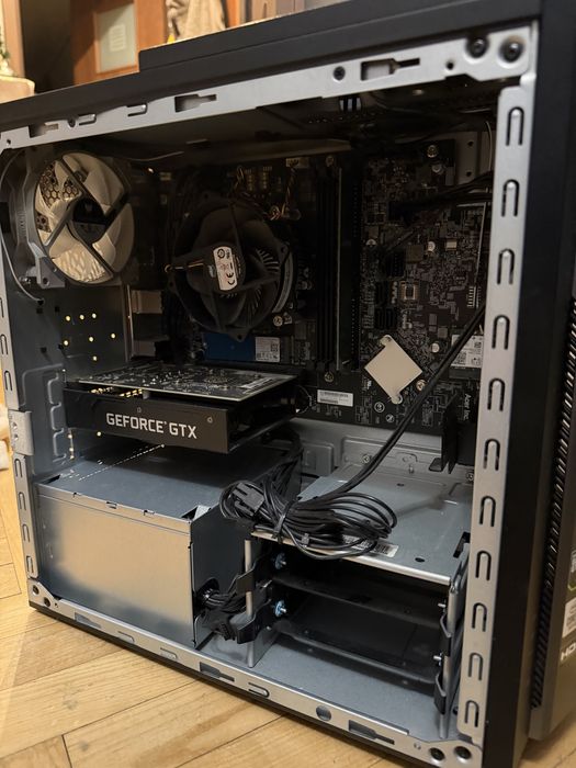 Komputer stacjonarny Acer Nitro, i5, Ram 8gb, windows 11