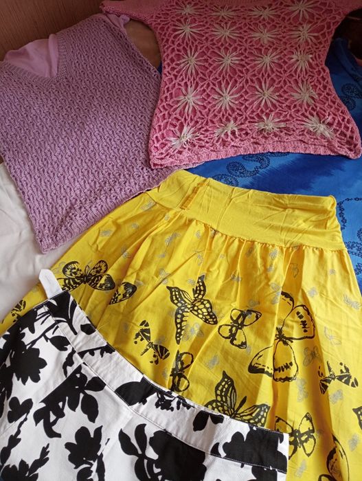 Безкоштовно ,жіночий одяг