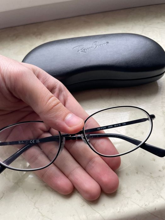 Оригінальні окуляри Ray-Ban