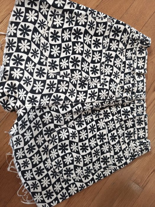 Spodenki jeansowe damskie 34 wzór