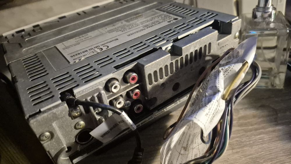 LG Radio samochodowe Bluetooth USB aux