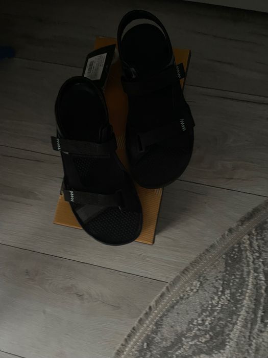 Жіночі босоніжки Qutventure 37 розмір