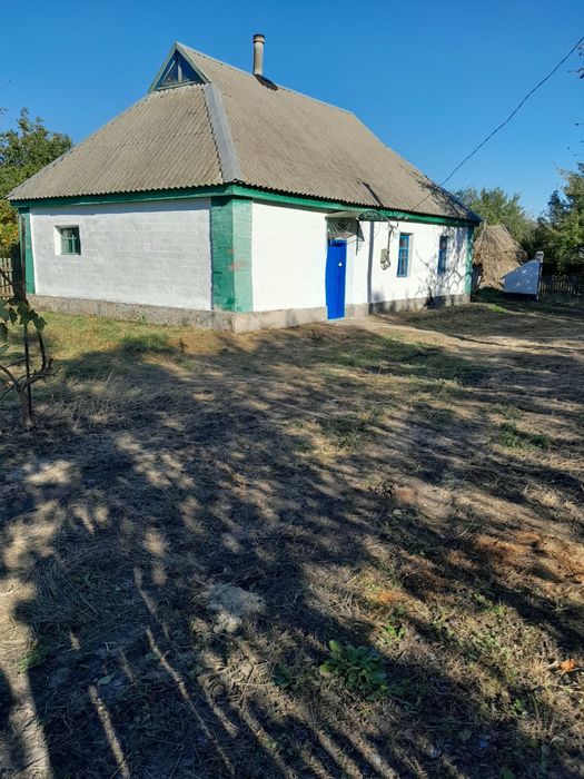 Продам  будинок  с. Шкилі  Лубенський р-н, Полтавська область