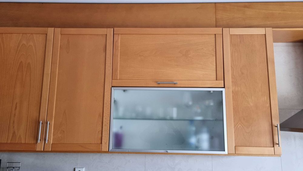 Cozinha completa em madeira de (Faia) - Em bom estado de conservação