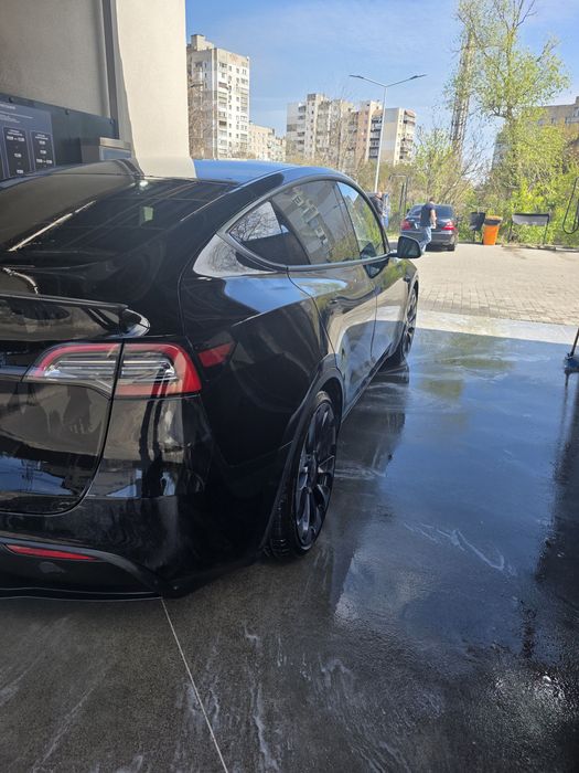 Tesla Y Performance