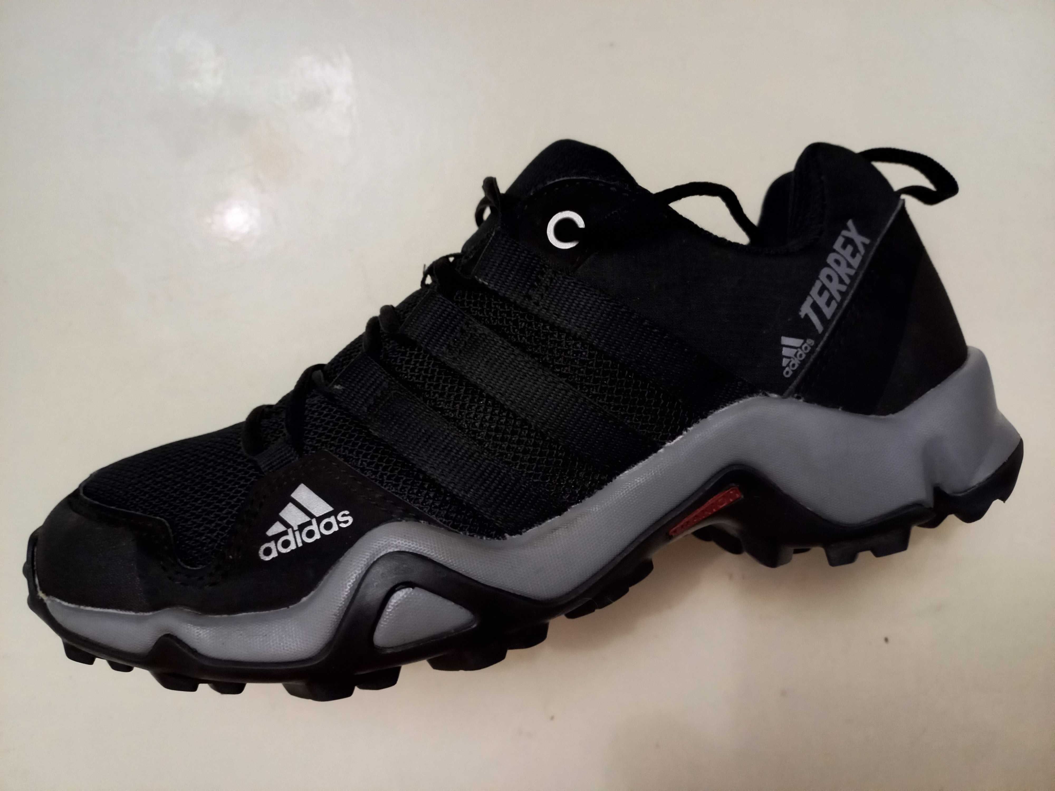 adidas terrex 36 750 Olx