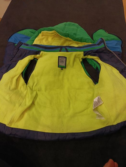 Kurtka zimowa z odpinanymi rękawkami