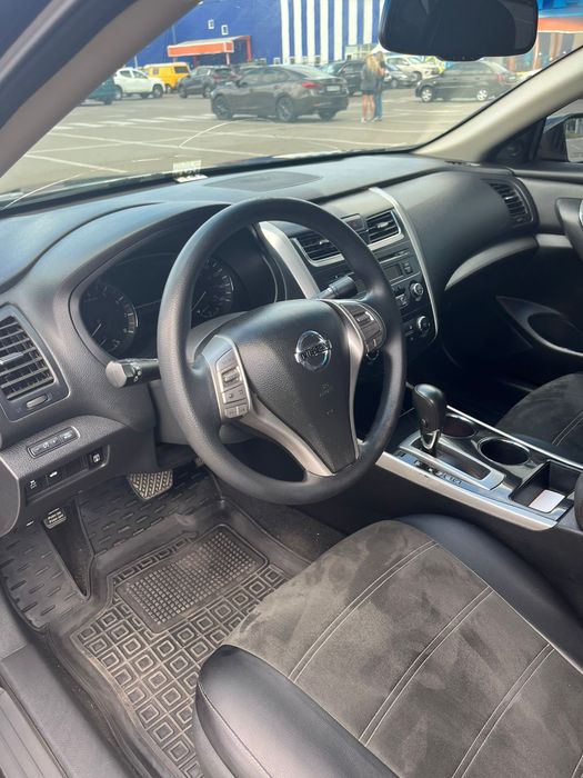 Продам Nissan Altima