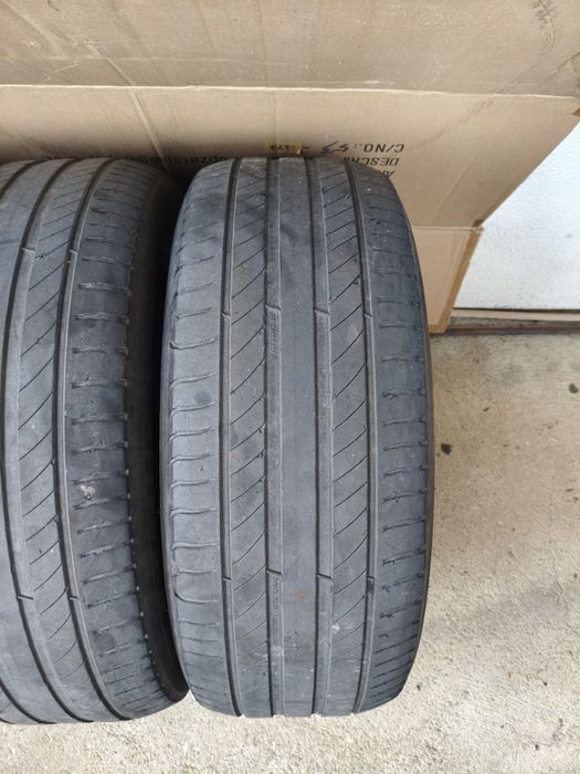 Pneus Michelin usados 215/50 R17
