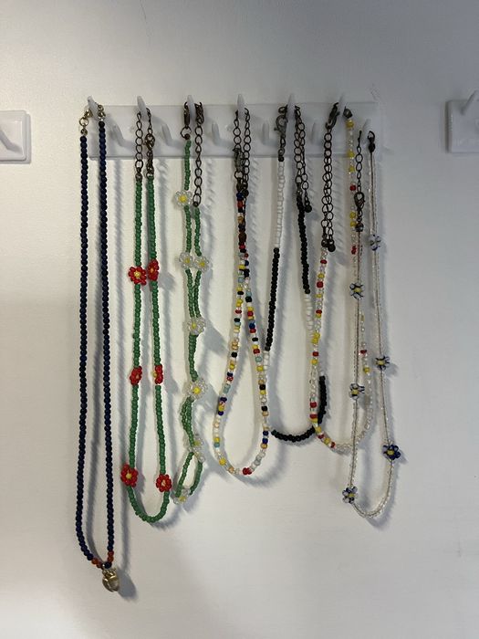 Conjunto variado de colares
