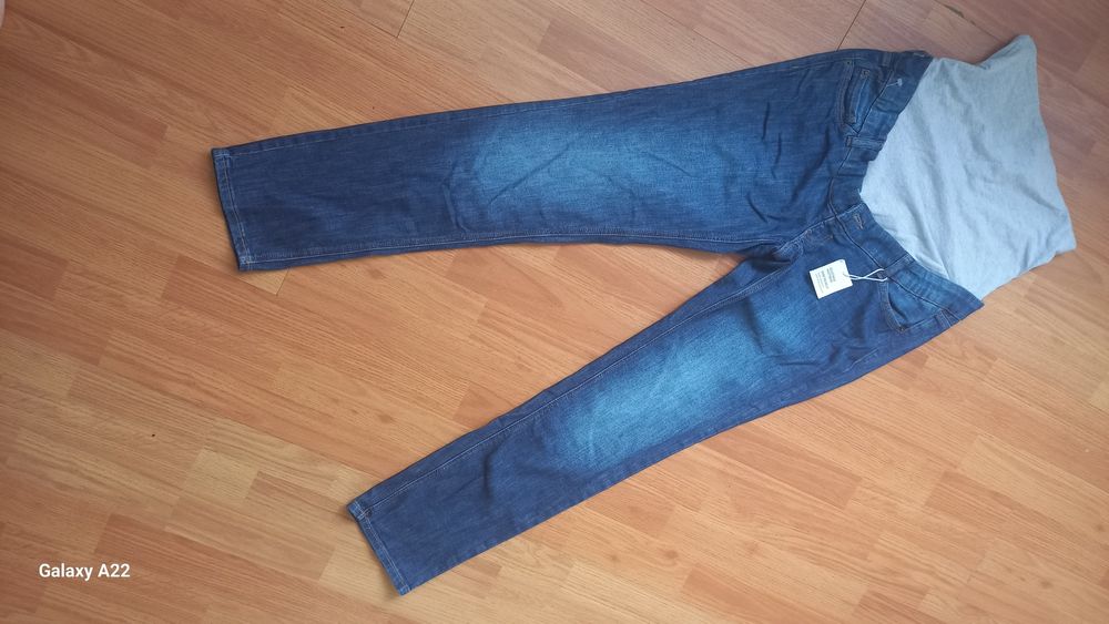 Джинси для вагітних