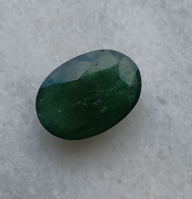 Esmeralda Colombiana com 7.20 ct . Com certificado
