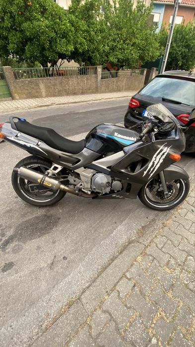 Kawasaki zzr 600